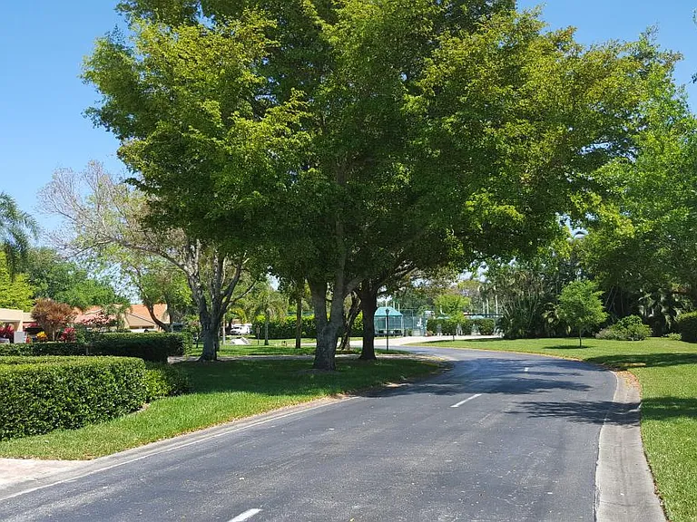 601 Beachwalk Cir #1 — Photo 35