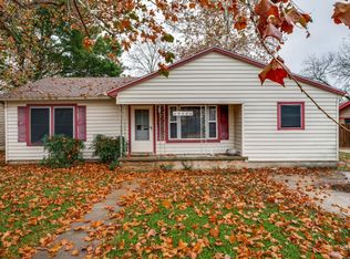 932 Moss St, Gainesville, TX 76240