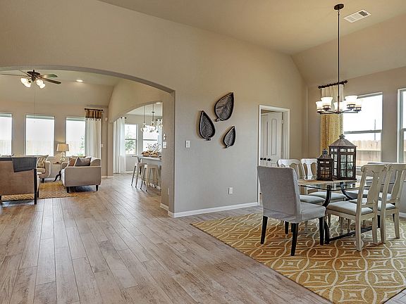 Foyer leading into dining room