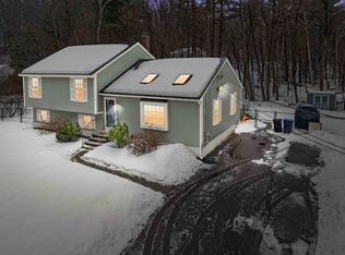 33 Clinton Rd, Sterling, MA 01564
