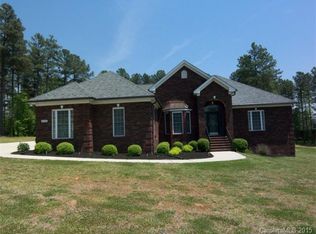 4240 Bordeaux Dr, Denver, NC 28037