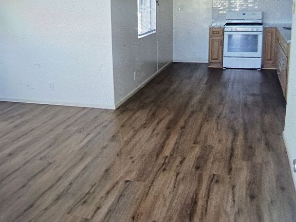 3rd image of 11936 Inglewood Ave APT 4