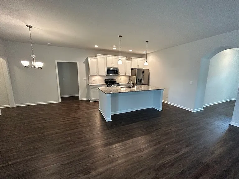 115 Pomelo St — Photo 5