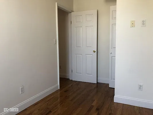 Rented by Corcoran | media 15