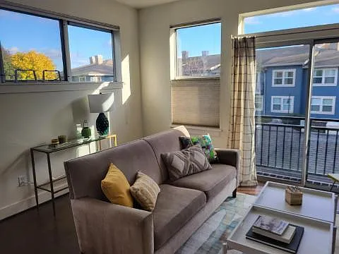 2817 S Columbian Way #2817 — Photo 6