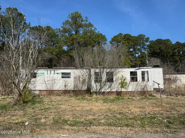 1701 17th Street, Midway Park, NC 28544