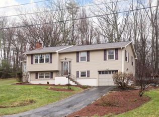 15 Juniper Dr, Millbury, MA 01527
