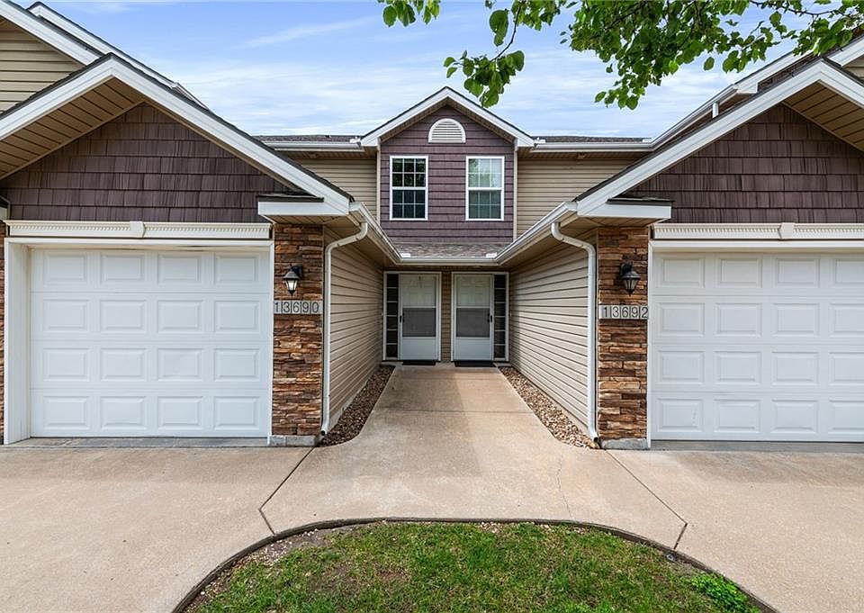 1st image of 13690 Oak Valley Dr