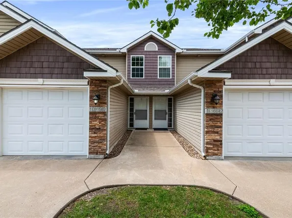 13690 Oak Valley Dr, Platte City, MO 64079