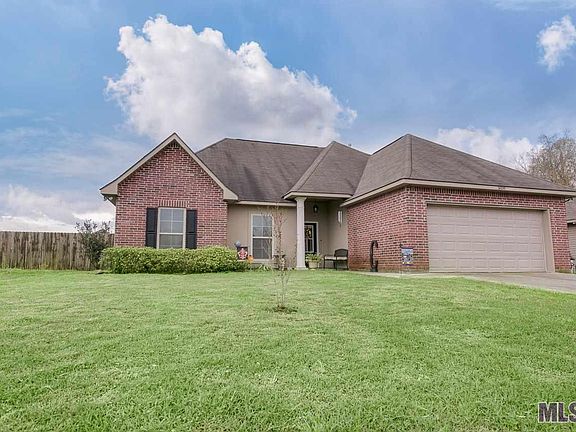 3rd image of 38255 Saint Barts Ct