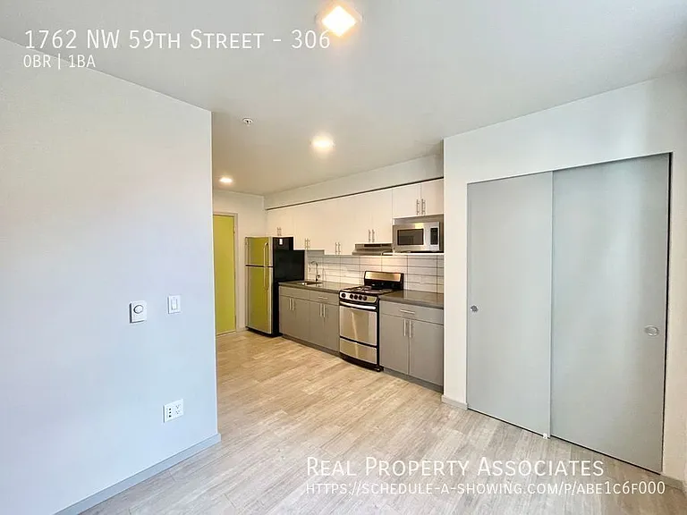 1762 NW 59th St #306 — Photo 7