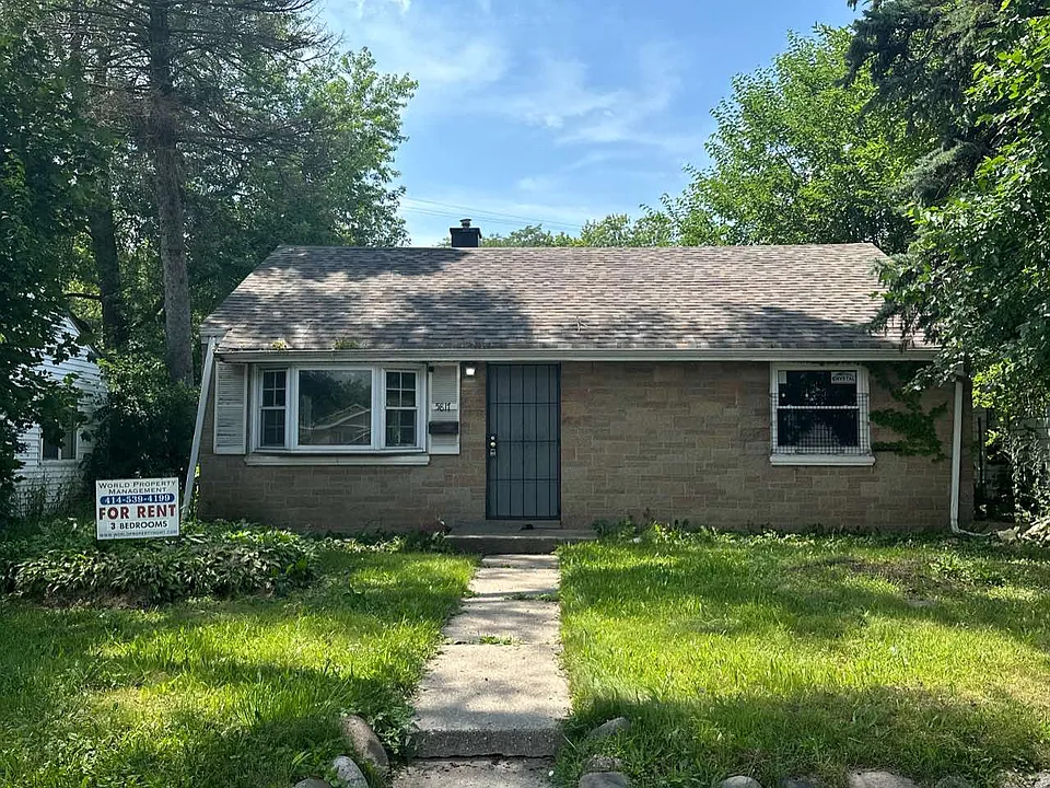 5817 N Teutonia Ave