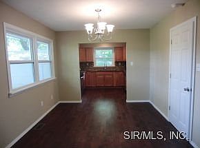 5th image of 17 Grainey Dr