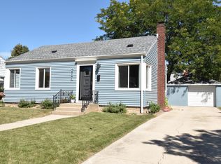217 E Gauer Cir, Milwaukee, WI 53207