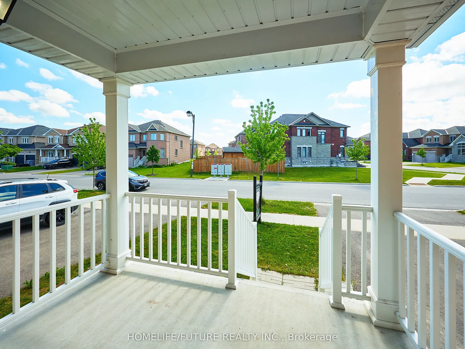 4 bed, $2,400 — Photo 4