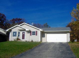 103 Valhalla Dr NE, Poplar Grove, IL 61065