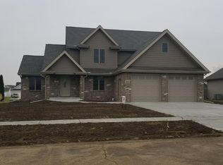 1055 Crystal Ln, Diamond, IL 60416