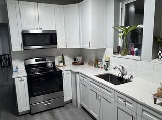126 78th St FLOOR 2, North Bergen, NJ 07047