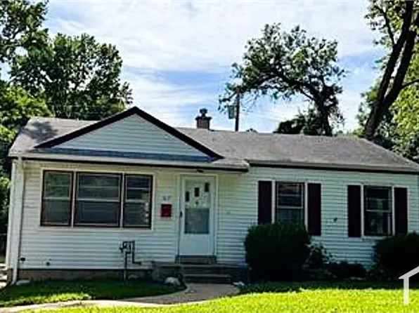 517 Teston Dr, Saint Louis, MO 63135