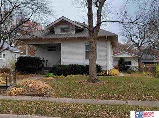 610 N 9th St, Beatrice, NE 68310