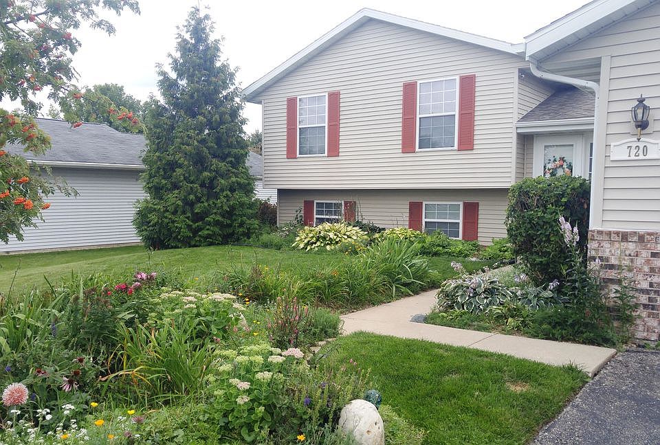 1st image of 720 Autumn Crest Dr