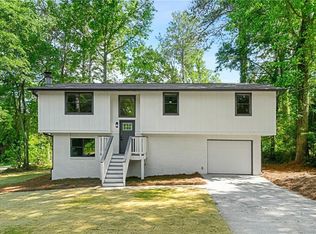 125 Woodbine Dr, Carrollton, GA 30117