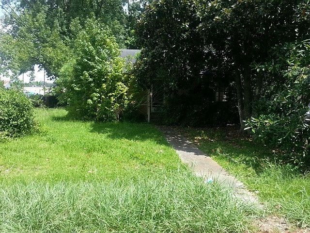 2nd image of 204 S Pleasant Ave