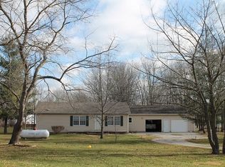 3537 S Mudlavia Ct, Attica, IN 47918