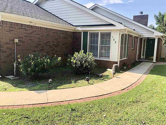 2nd image of 102 Plantation Dr