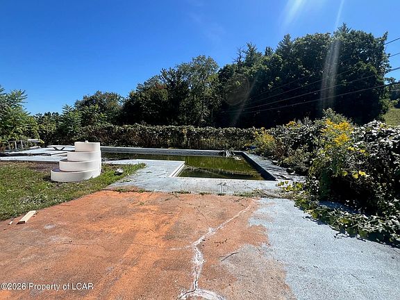 2nd image of 126 Mary Mac Rd