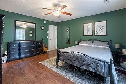 20 Doctors Ct — Photo 23
