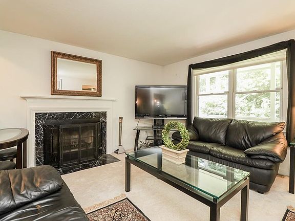 3rd image of 103 Glen Echo Blvd