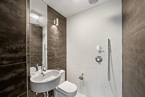 Rented by Corcoran | media 27