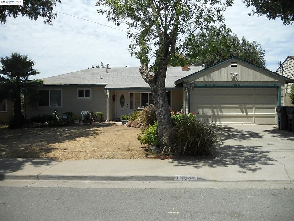 1st image of 1306 Louis Dr