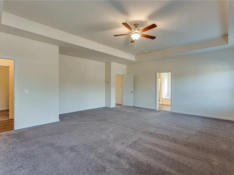 5317 Burrus Ln — Photo 19