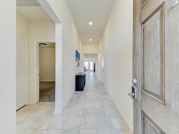 5th image of 5115 Castle Discordia St