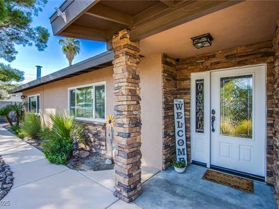 6636 Painted Desert Dr, Las Vegas, NV, 89108