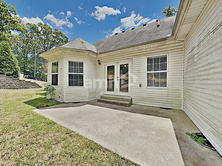 1001 High Ridge Dr — Photo 16