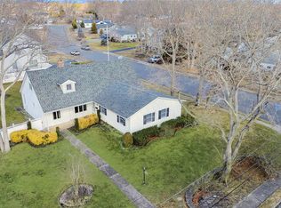 57 Lucille Dr, Sayville, NY 11782