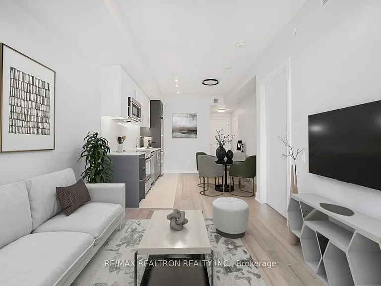 2525 Bathurst St #805 — Photo 1