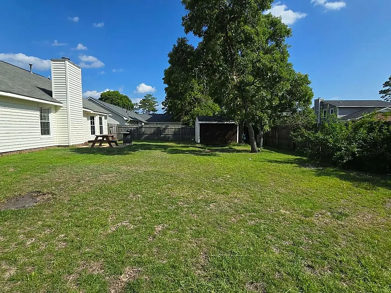 700 Rim Rd — Photo 36