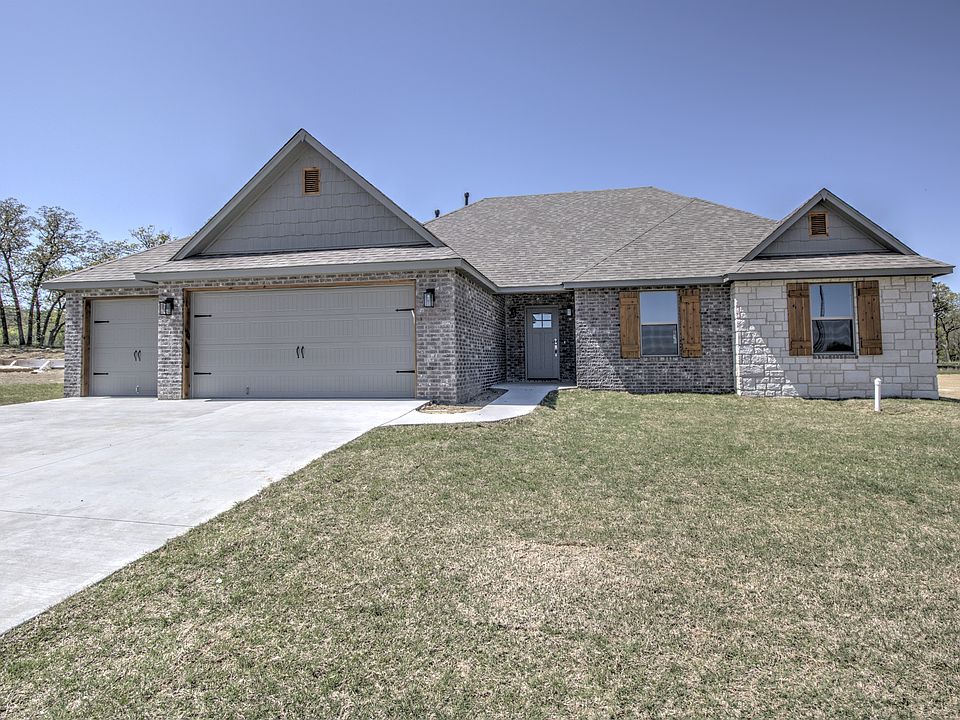 1st image of 3056 N Hilltop Dr