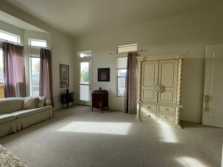5715 E La Privada Dr — Photo 20