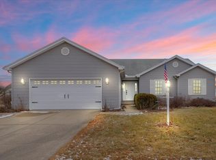 1101 Cobblefield Rd, Champaign, IL 61822