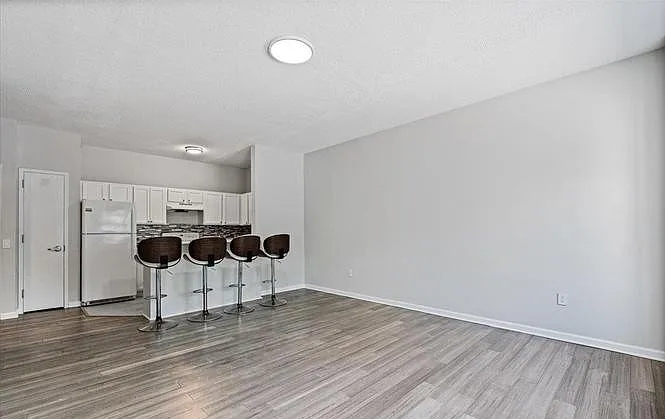 2-21-21 Beach 80th St #1G — Photo 2