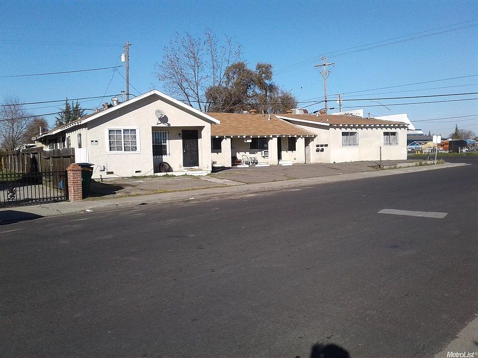 1st image of 2571 S El Dorado St