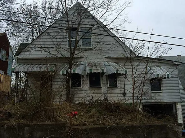 424 Liberty Ave, Donora, PA 15033