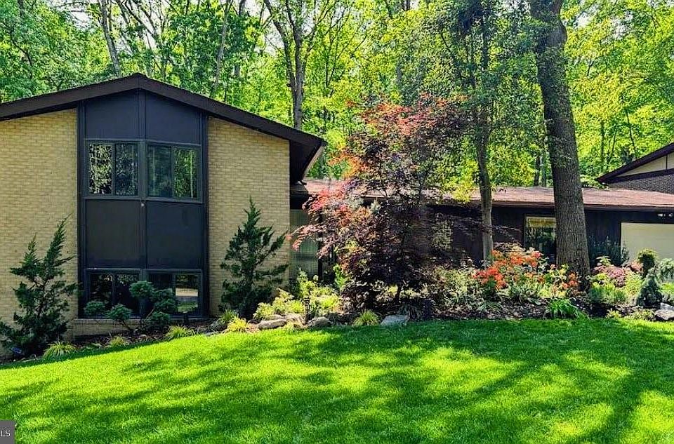 1st image of 3213 Wessynton Way
