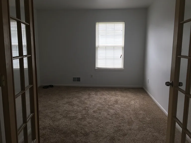 27121 Antonio Dr — Photo 5