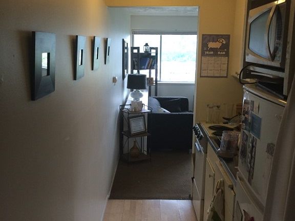 3rd image of 2249 13th Ave W APT 304